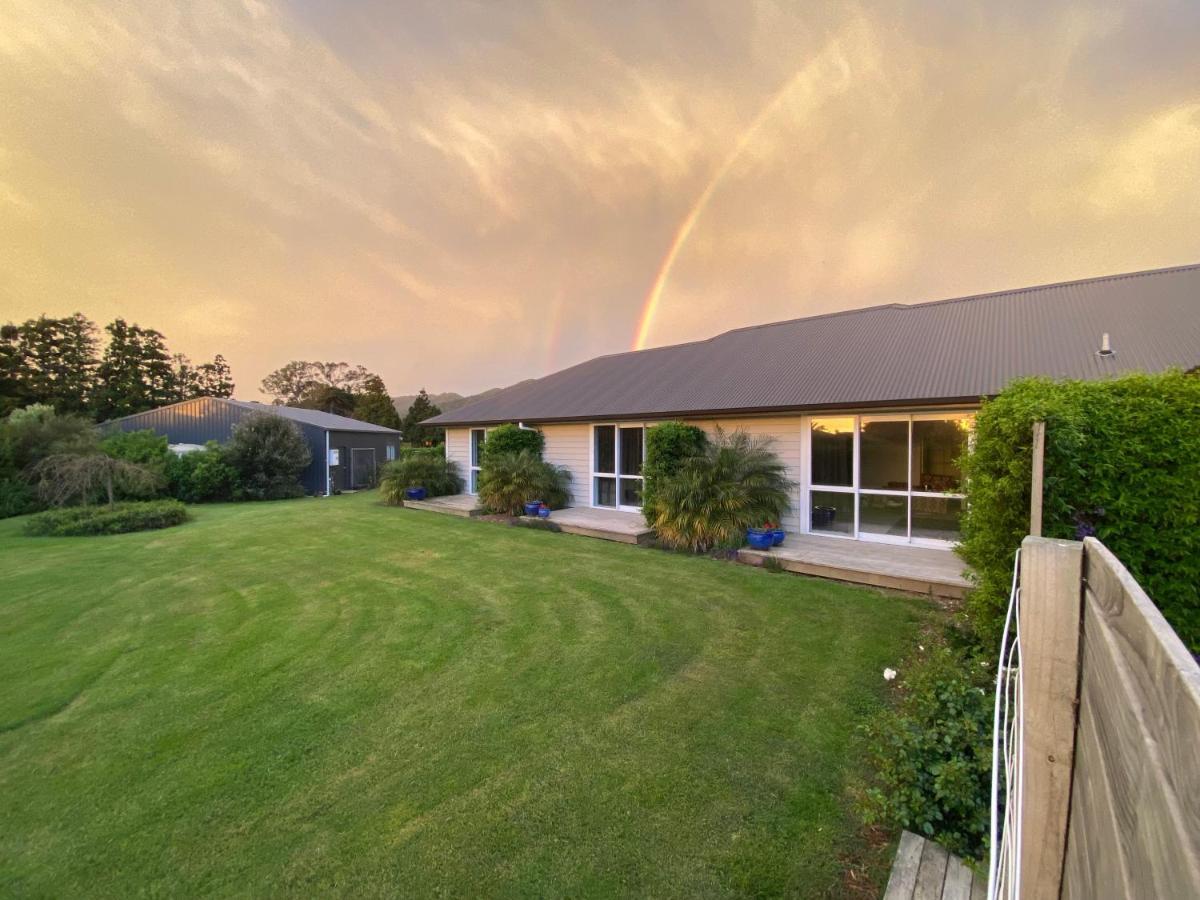 Fitzroy Bnb 39B Whangapoua Road Coromandel Buitenkant foto